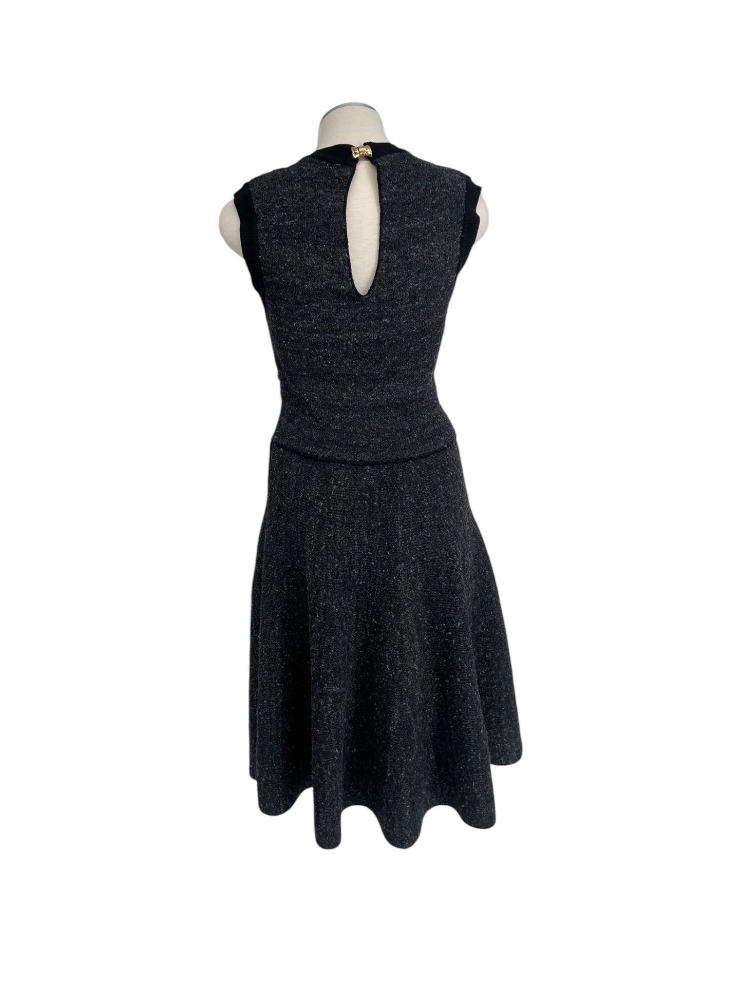 Louis Vuitton Black Wool Dress. Size S