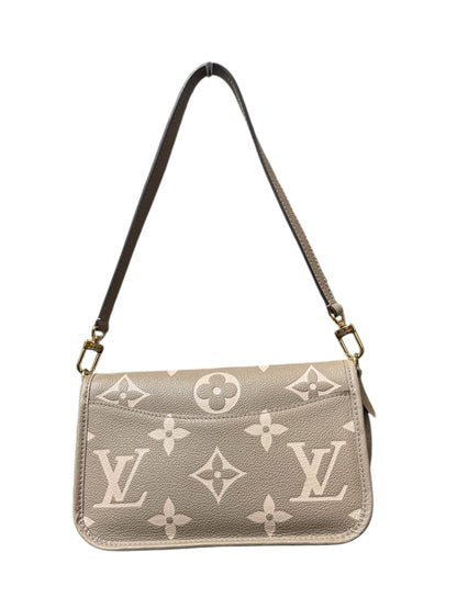 Louis Vuitton Grey/Cream Crossbody/Shoulder MM Handbag