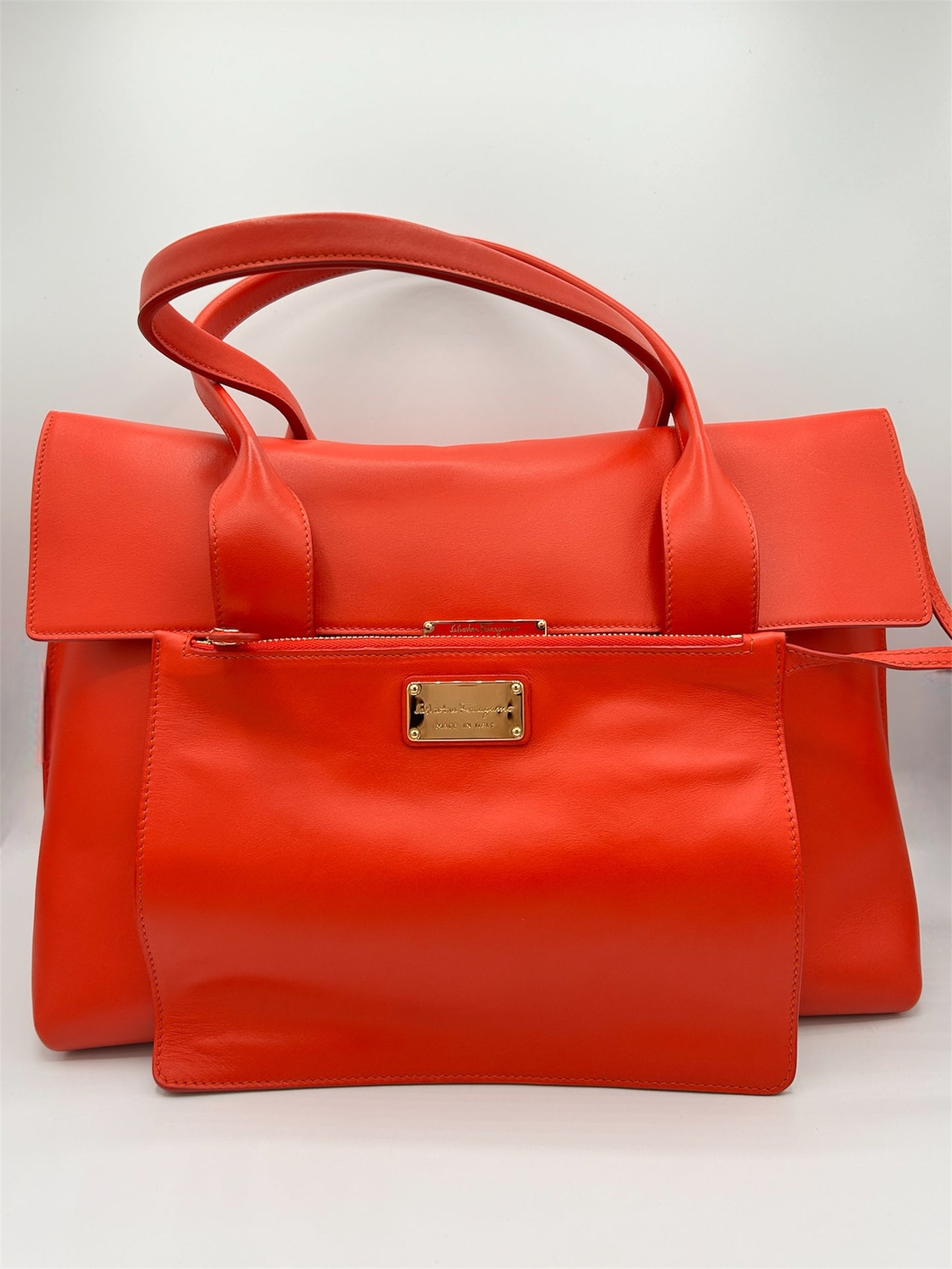 Salvatore Ferragamo Red Sookie Satchel Leather Medium Handbag