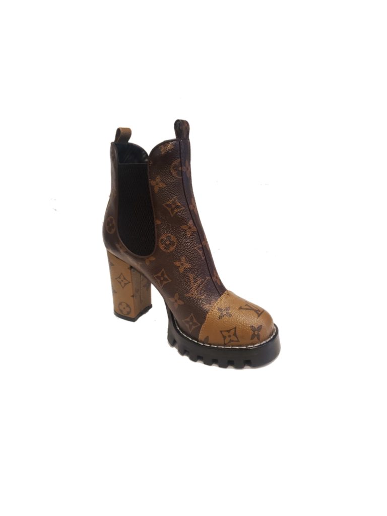 CHANEL, boots, size 38. - Bukowskis
